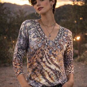 Print tee shirt vibrant Purple Chocolate Animal Burnout Embellished 3/4 sleeve